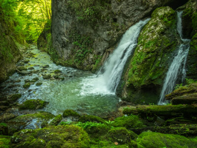 Cu cortul în Cetățile Ponorului de 1 Mai!